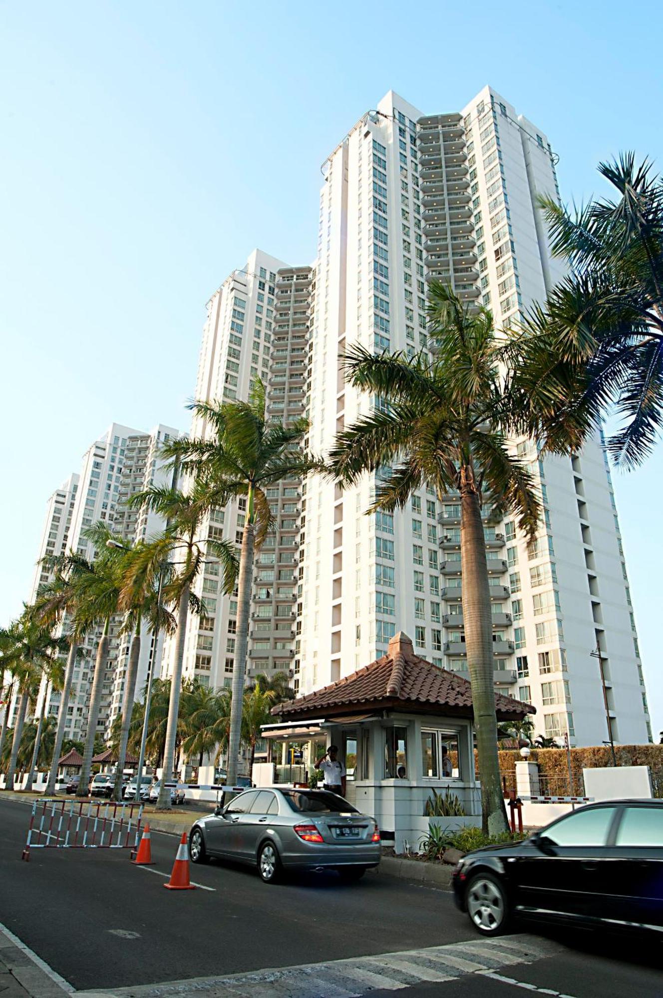 The Residences At Puri Casablanca Jakarta Exterior photo